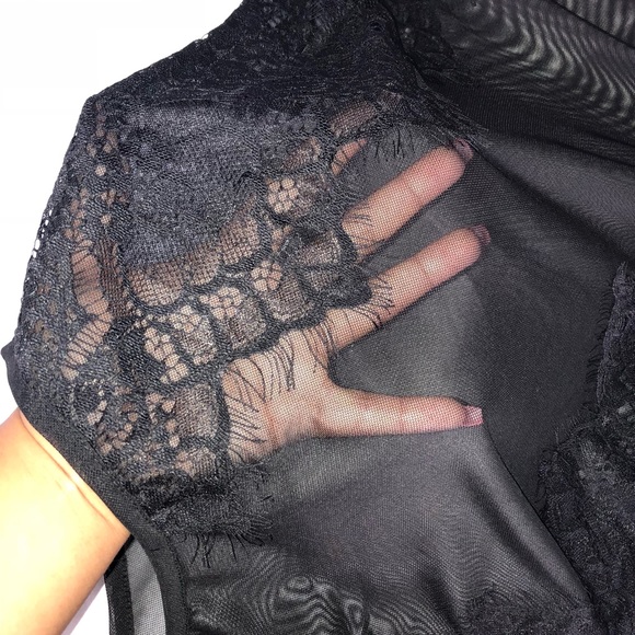 Sheer top - Picture 2 of 4